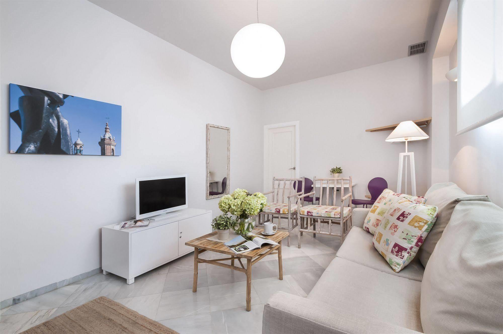 Suites Sevilla Plaza Extérieur photo