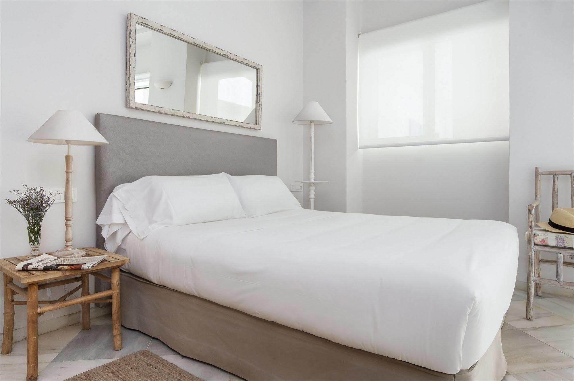 Suites Sevilla Plaza Extérieur photo
